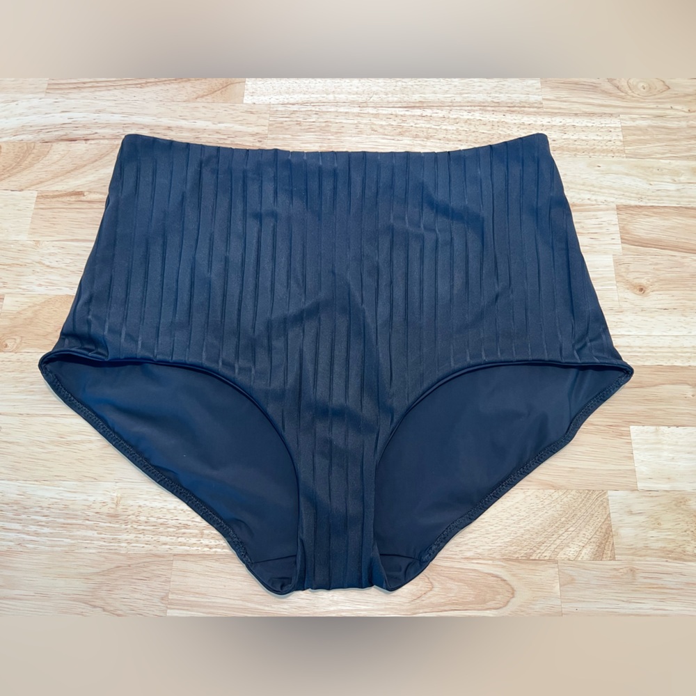 Lululemon black Waterside Ribbed High-Waist Full Swim Bottom - XL
